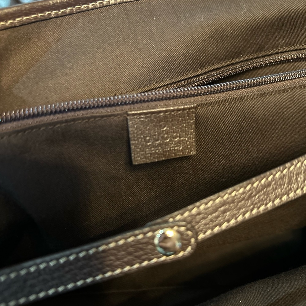 gucci tote bag in canvas with leather handle and on bottom. very good condition - Picture 7 of 10